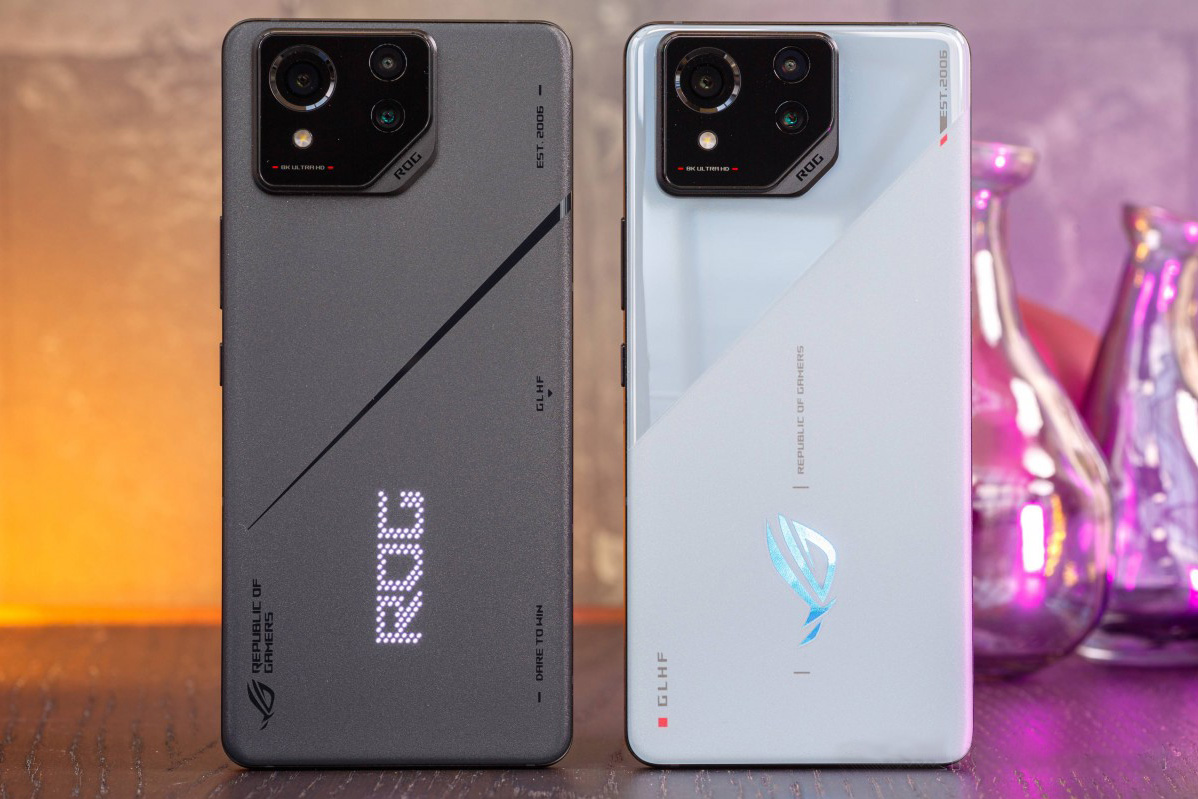 ASUS ROG Phone 8 Pro Photos Show