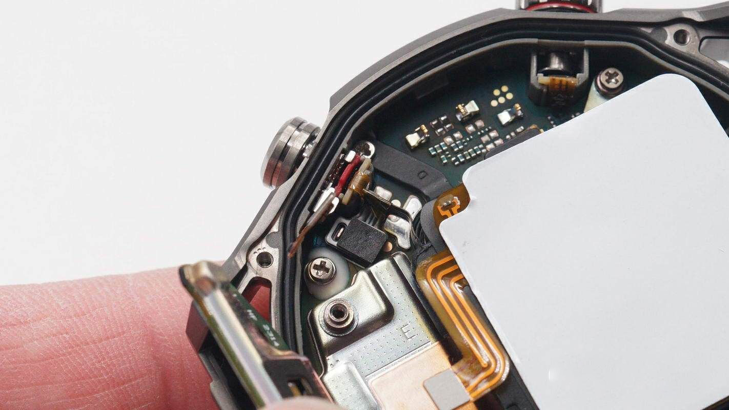 Huawei Watch Ultimate Teardown