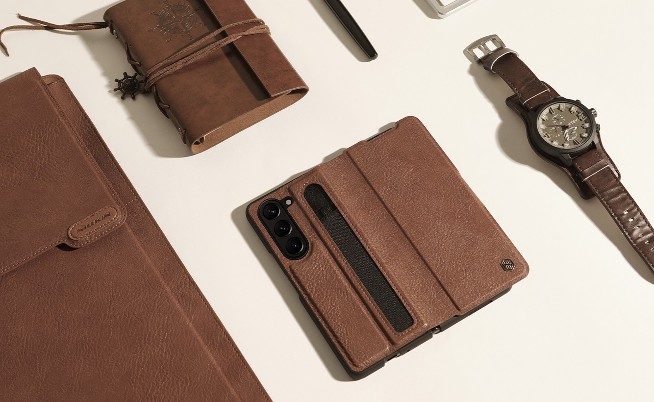 Samsung Galaxy Z Fold5 Leather Case