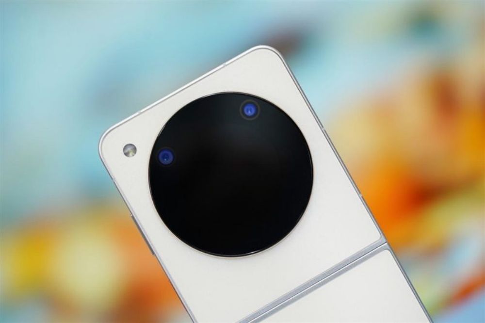 ZTE Nubia Flip Review