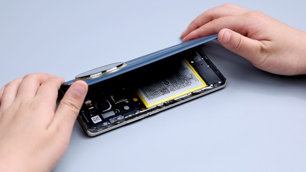 Realme 12 Pro Plus Teardown 