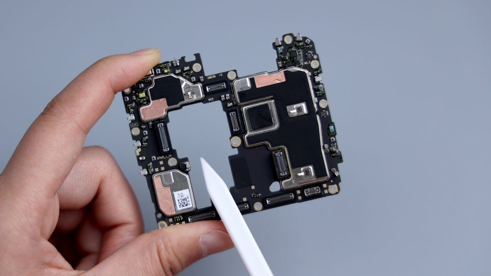 Realme 12 Pro Plus Teardown 