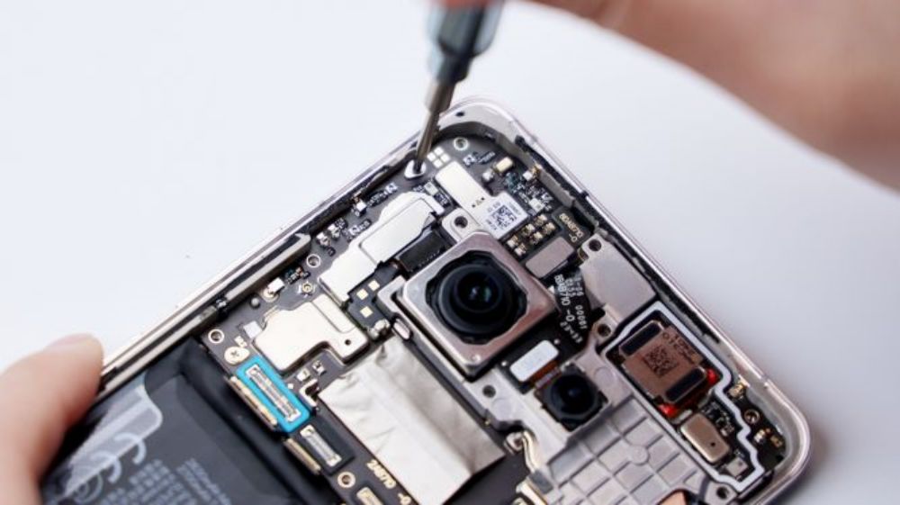 Realme GT5 Pro Teardown