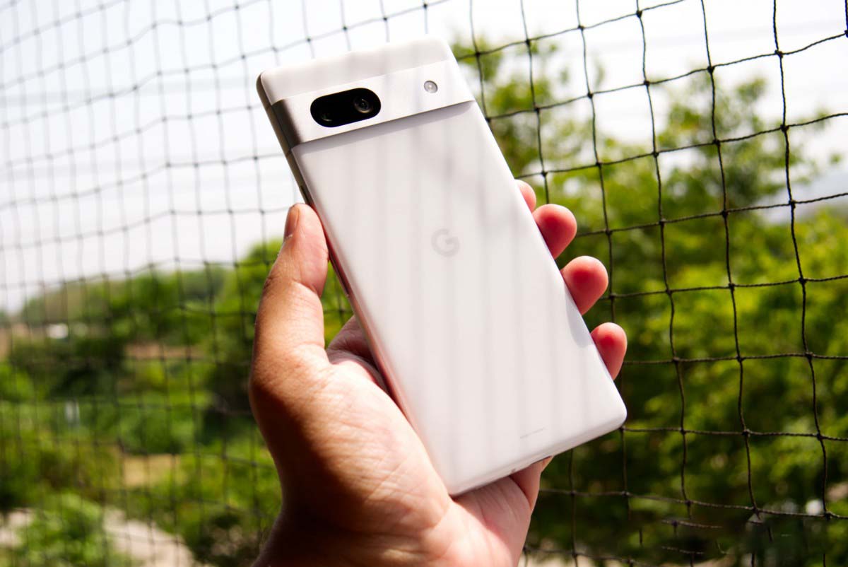 Google Pixel 7A Review