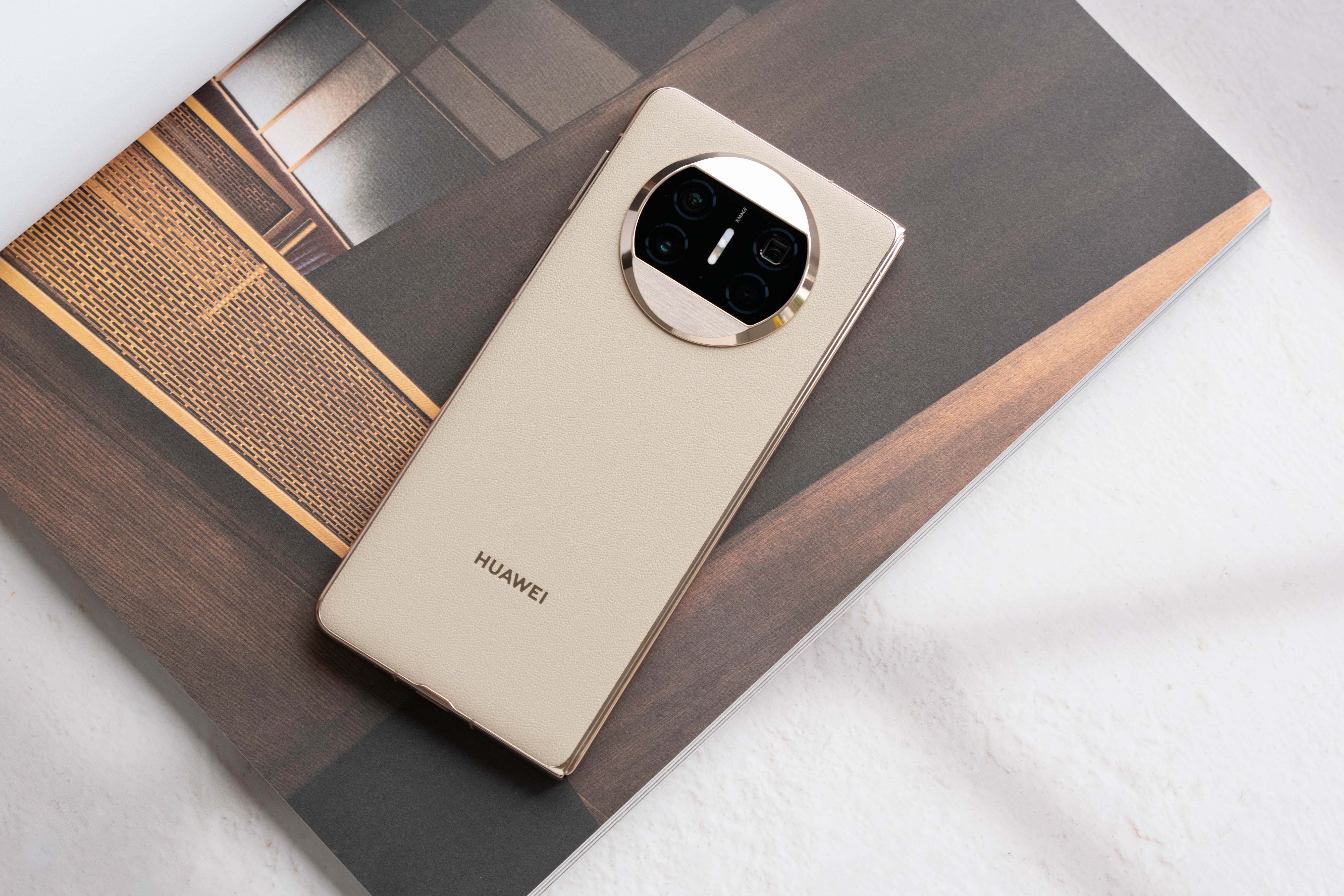 Huawei Mate X3 Review