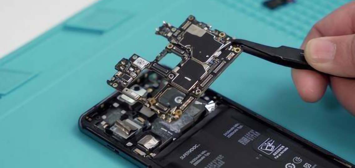 OnePlus 11 Teardown