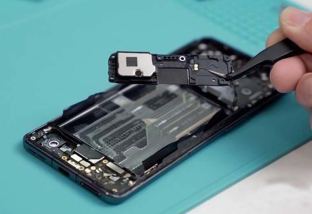 OnePlus 11 Teardown