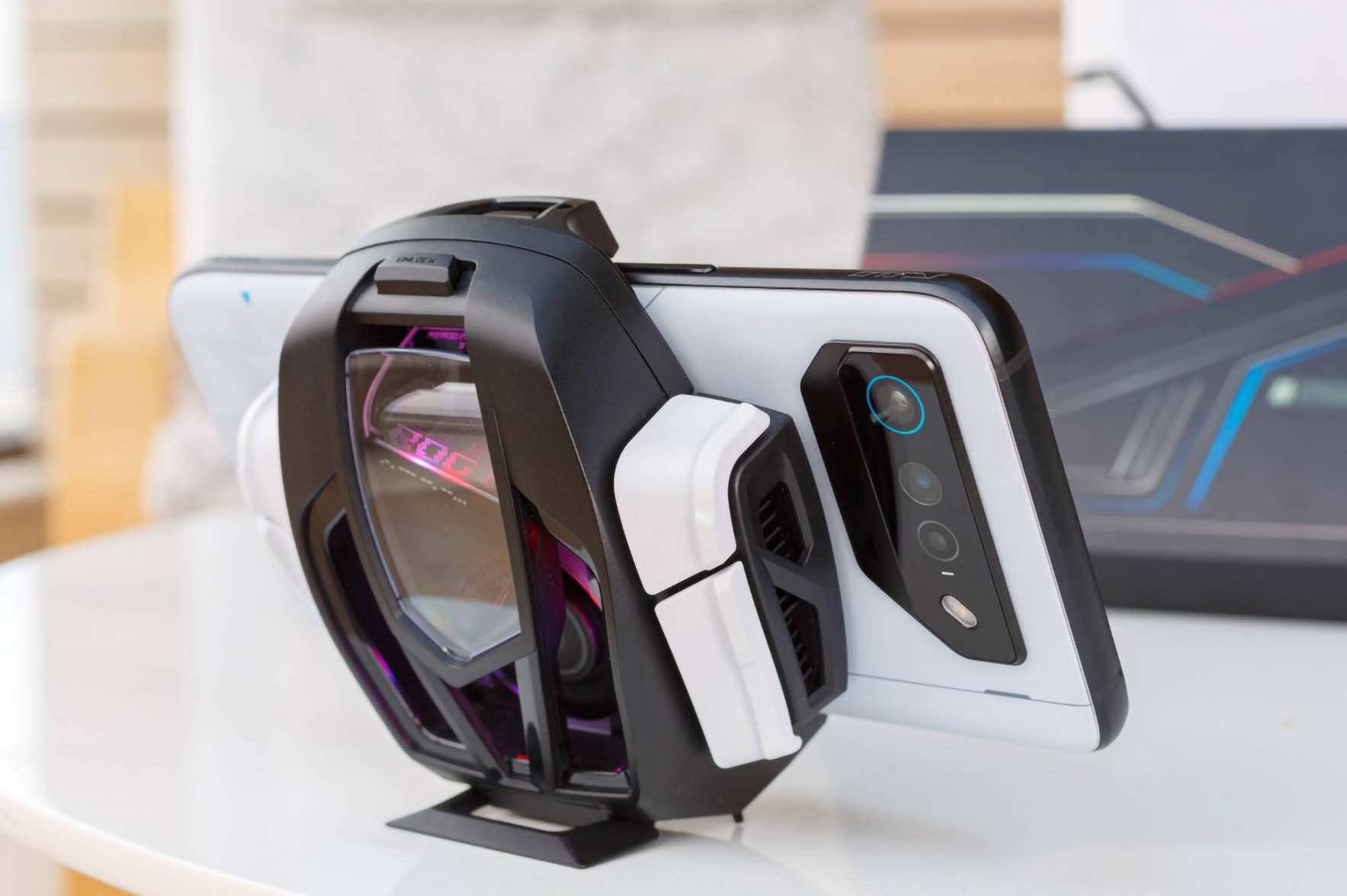 ROG AeroActive Cooler 7 Review