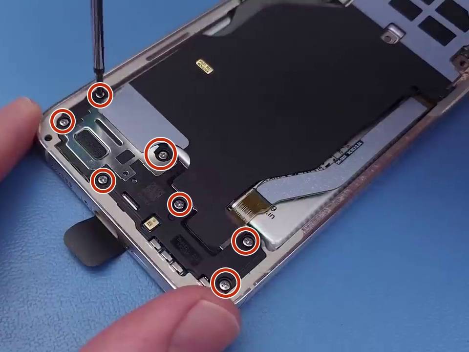 Samsung Galaxy S23 Teardown