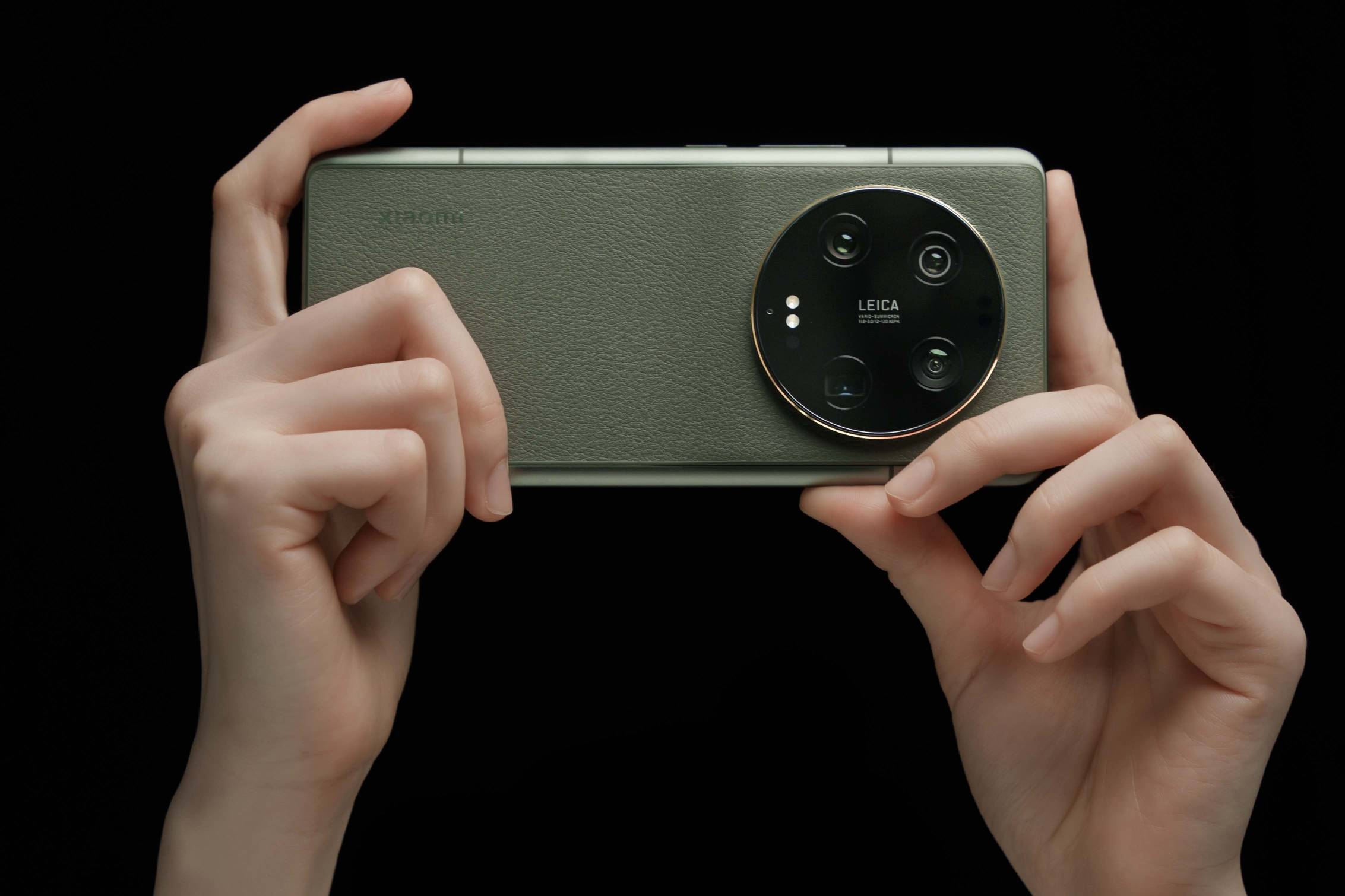 Xiaomi 13 Ultra Review: A Camera That Happens to Have a Phone