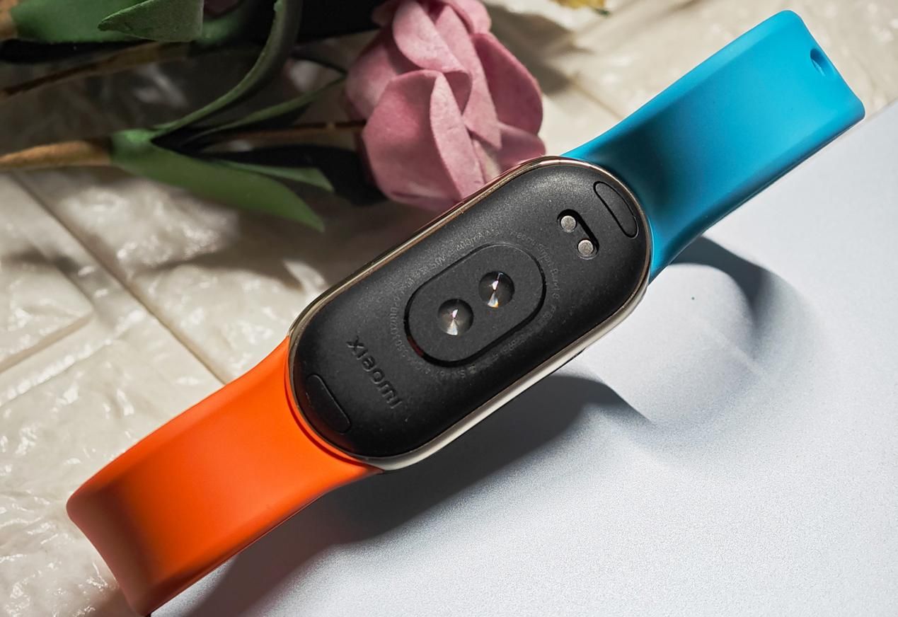 Huawei Band 8 vs Xiaomi Smart Band 8 Active: What is the difference?