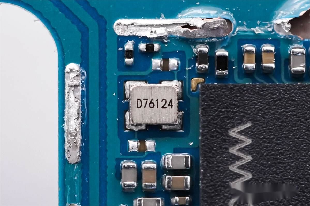 Samsung Galaxy Z Fold3 Teardown