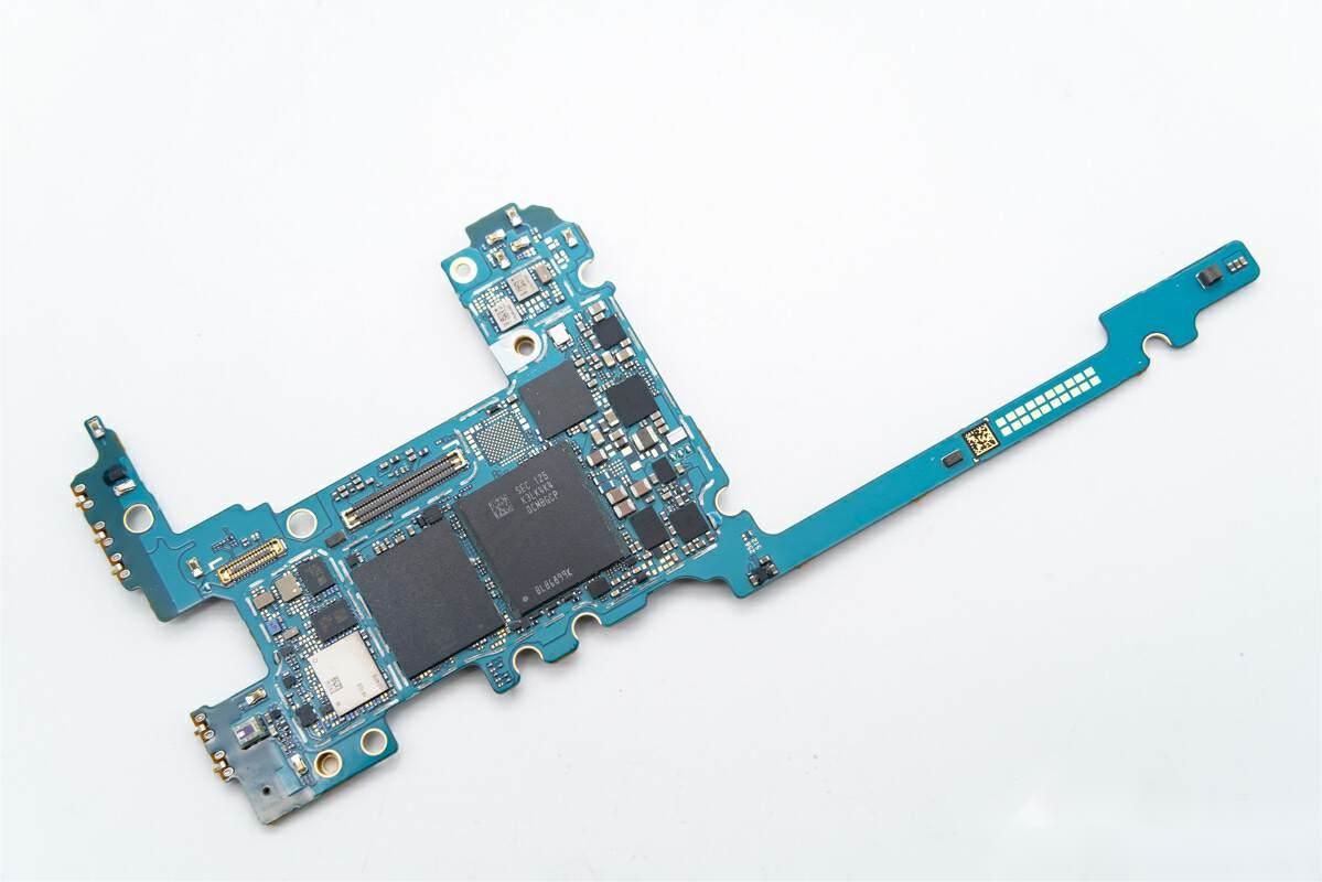 Samsung Galaxy Z Fold3 Teardown