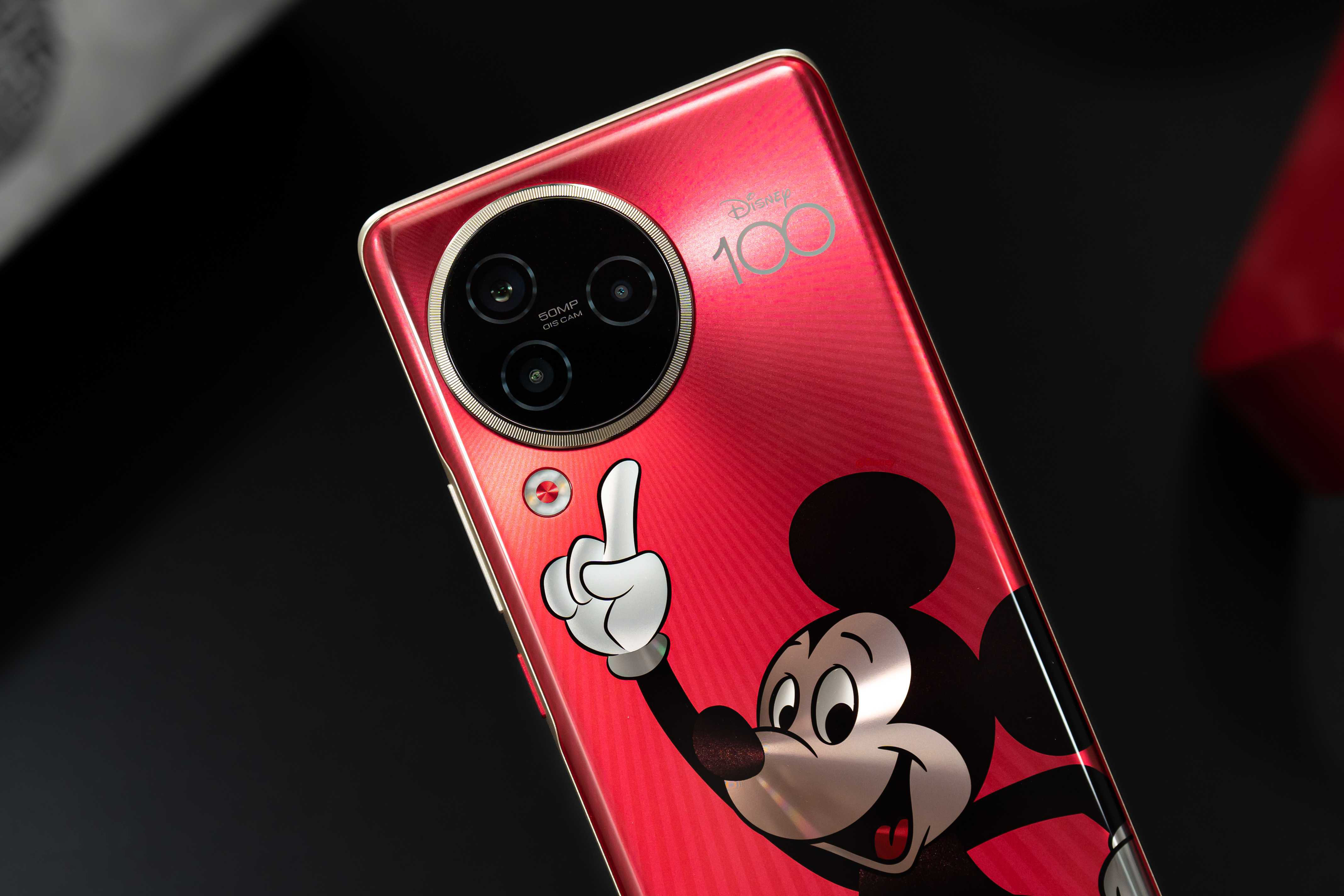 Xiaomi Civi 3 Disney Limited Edition Experience