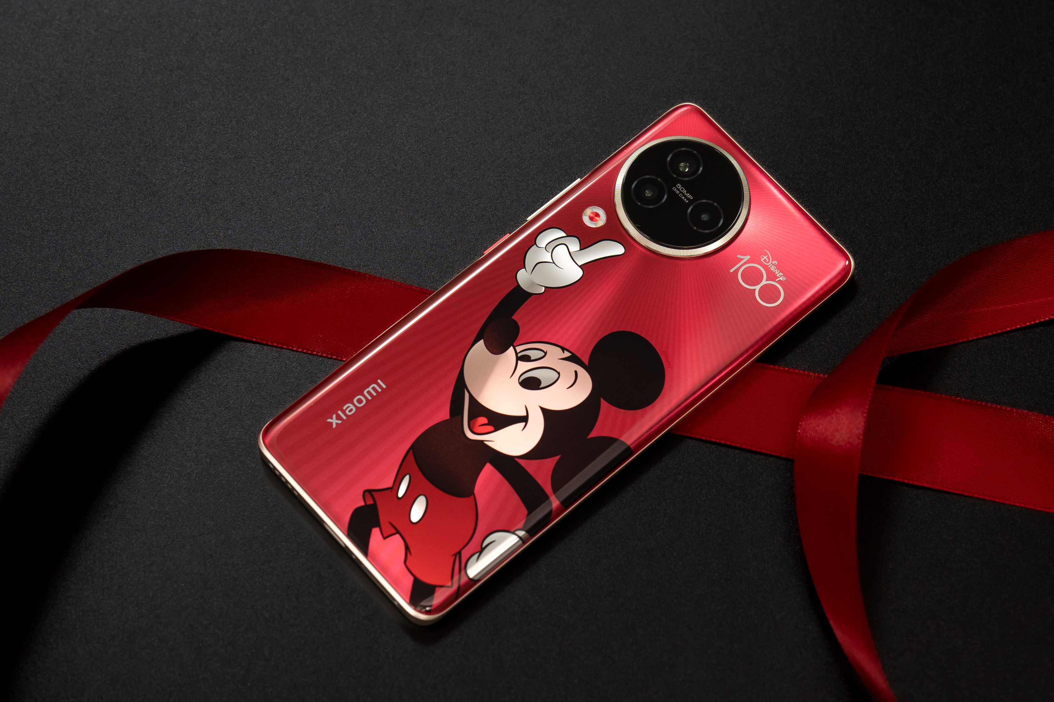 Xiaomi Civi 3 Disney Limited Edition Experience